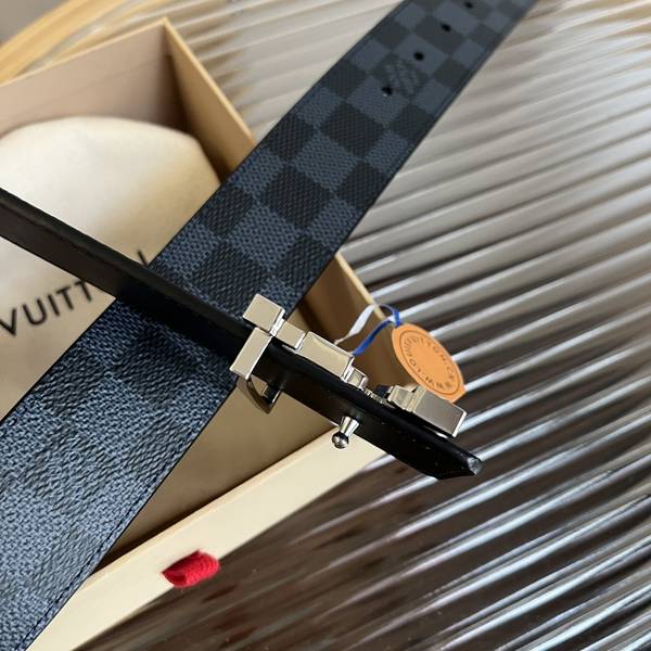 Louis Vuitton 40MM Belt LVB00361-1